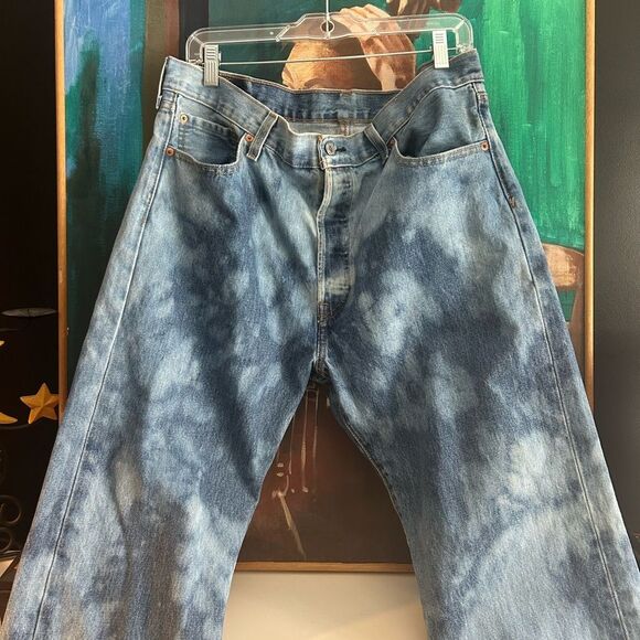 Levi's 501 Button Fly Men's Light Blue Upcycled Straight Jeans Size W36 L30 - Picture 10 of 16